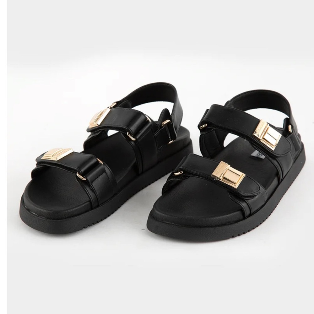 Steve Madden Sandal size 8